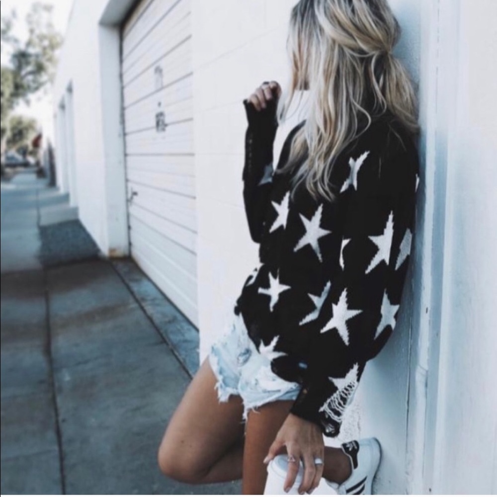 Last! Figleaffashion star print distressed sweater - Picture 2 of 6
